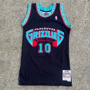 Mitchell & Ness Vancouver Grizzlies NBA Swingman  Mike Bibby Jersey